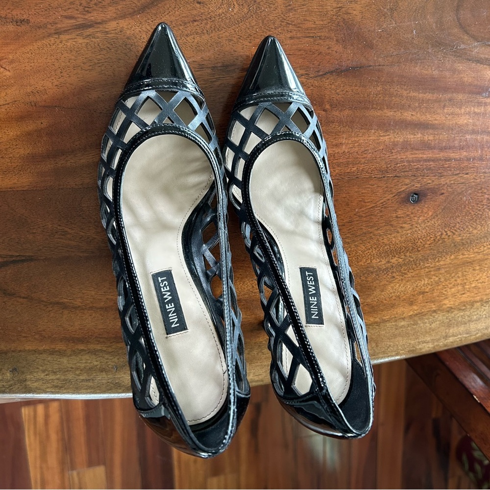 Nine West Black Heels with Sleek Design